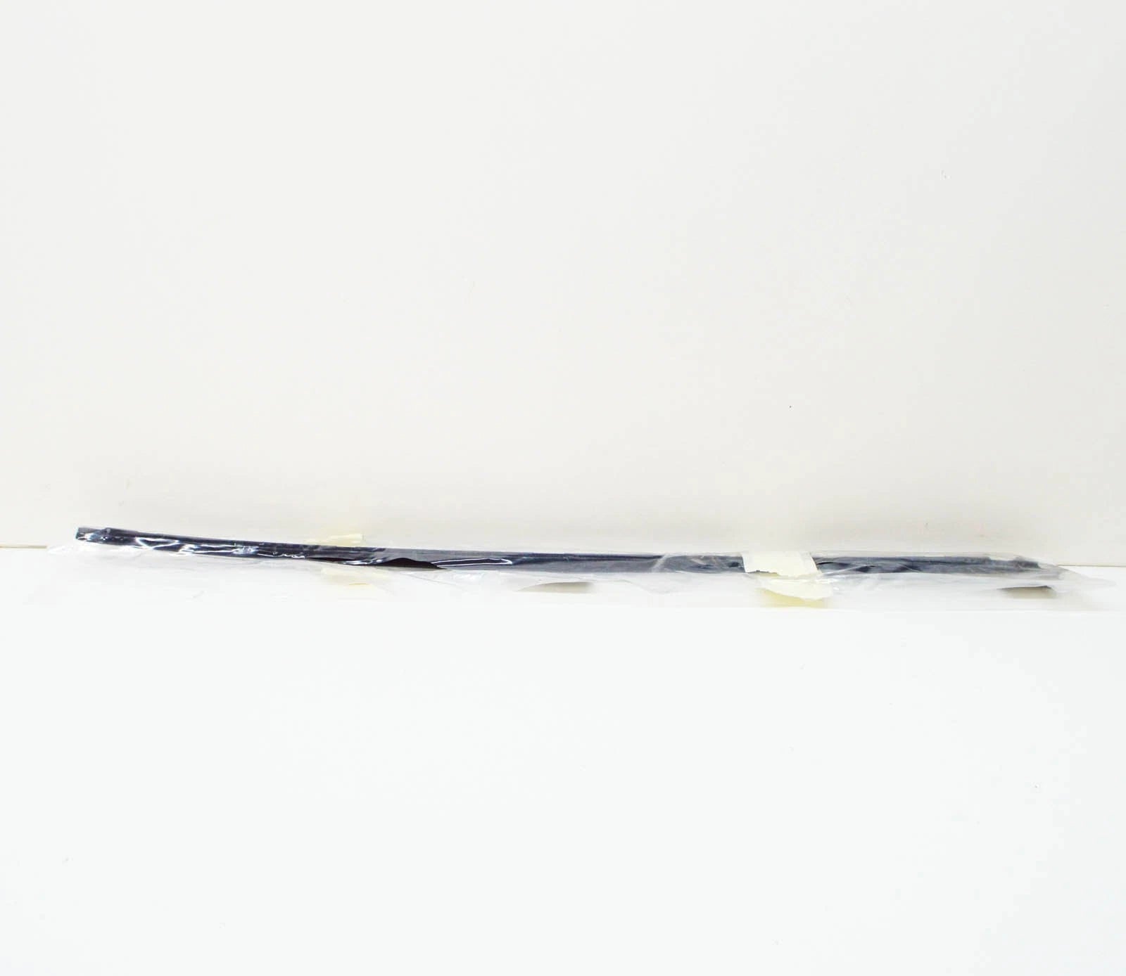 NEW VOLKSWAGEN GOLF MK7 FRONT WINDSHIELD RIGHT TRIM 5G0854328B5AP ORIGINAL