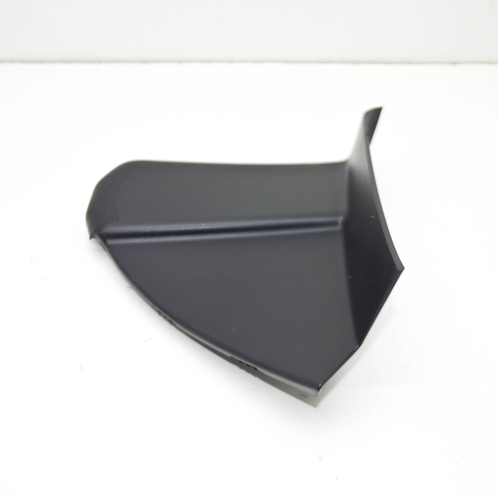 NEW AUDI E-TRON GT REAR LEFT TAILLIGHT TRIM 4J3945253 ORIGINAL