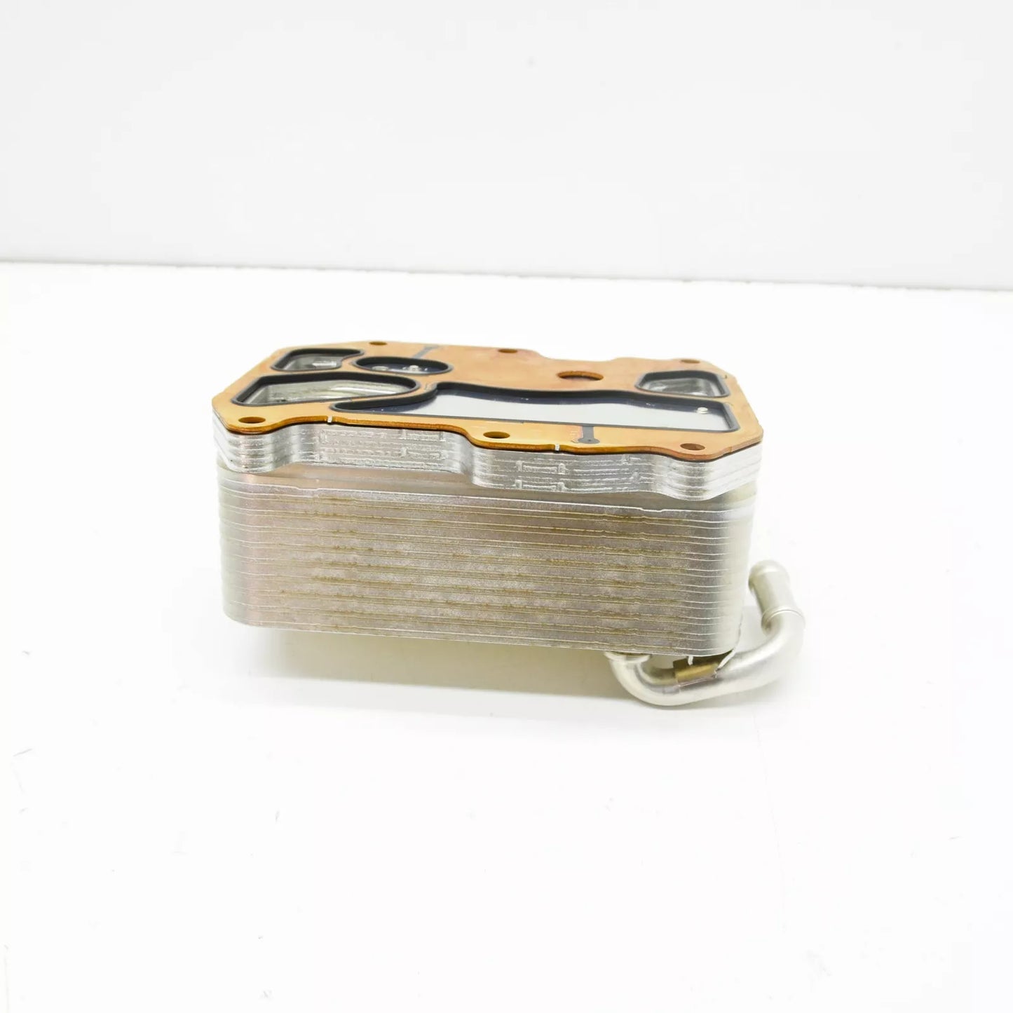 NEW AUDI A6 C8 ENGINE OIL COOLER 059117015K ORIGINAL