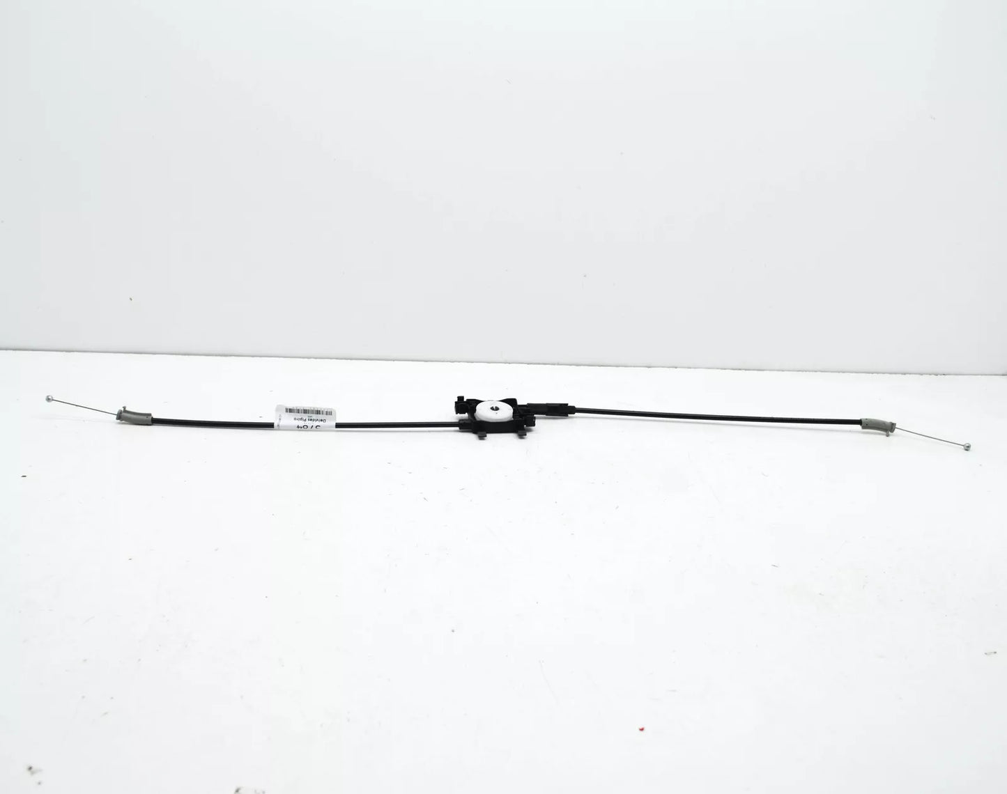 NEW AUDI A3 SPORTBACK 8Y FRONT BONNET HOOD CENTER CABLE 8Y0823531