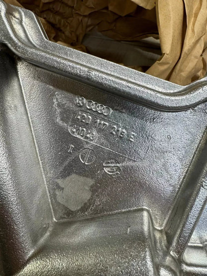 NEW AUDI R8 4.2L ENGINE OIL COOLER 420117013E / 420-117-013-D ORIGINAL