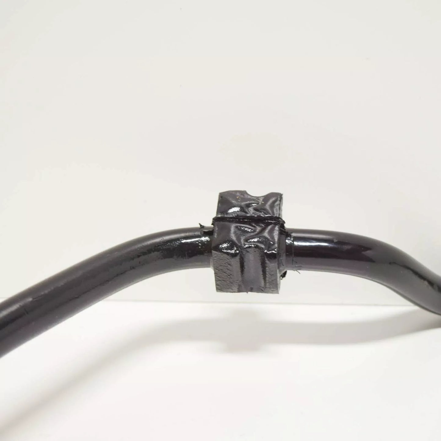 NEW MERCEDES BENZ C W203 FRONT ANTI ROLL SWAY BAR STABILIZER A2033234365