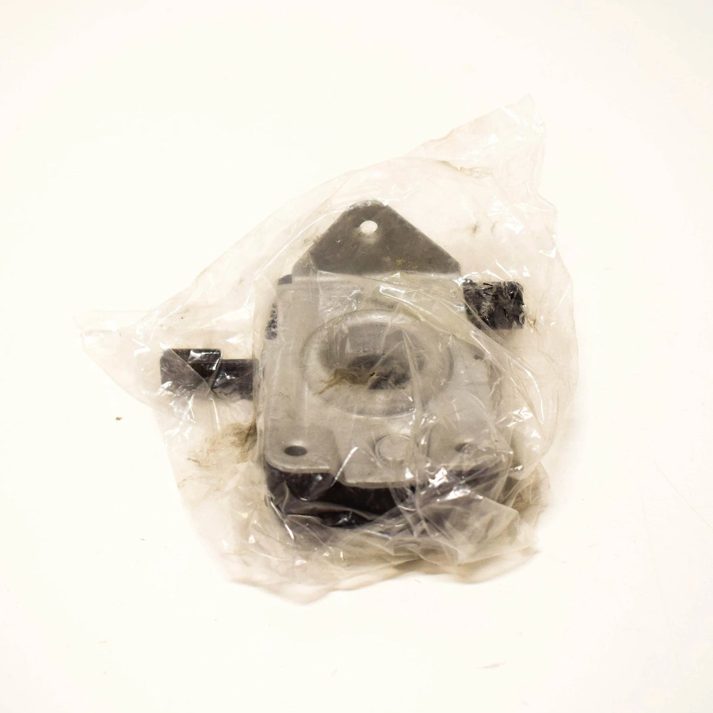 NEW BMW 3 E36 RIGHT LOWER BONNET LOCK CATCH RHD 51231977636 ORIGINAL