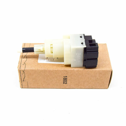 NEW AUDI A6 C5 CLUTCH PEDAL SWITCH SENSOR 7H0927189