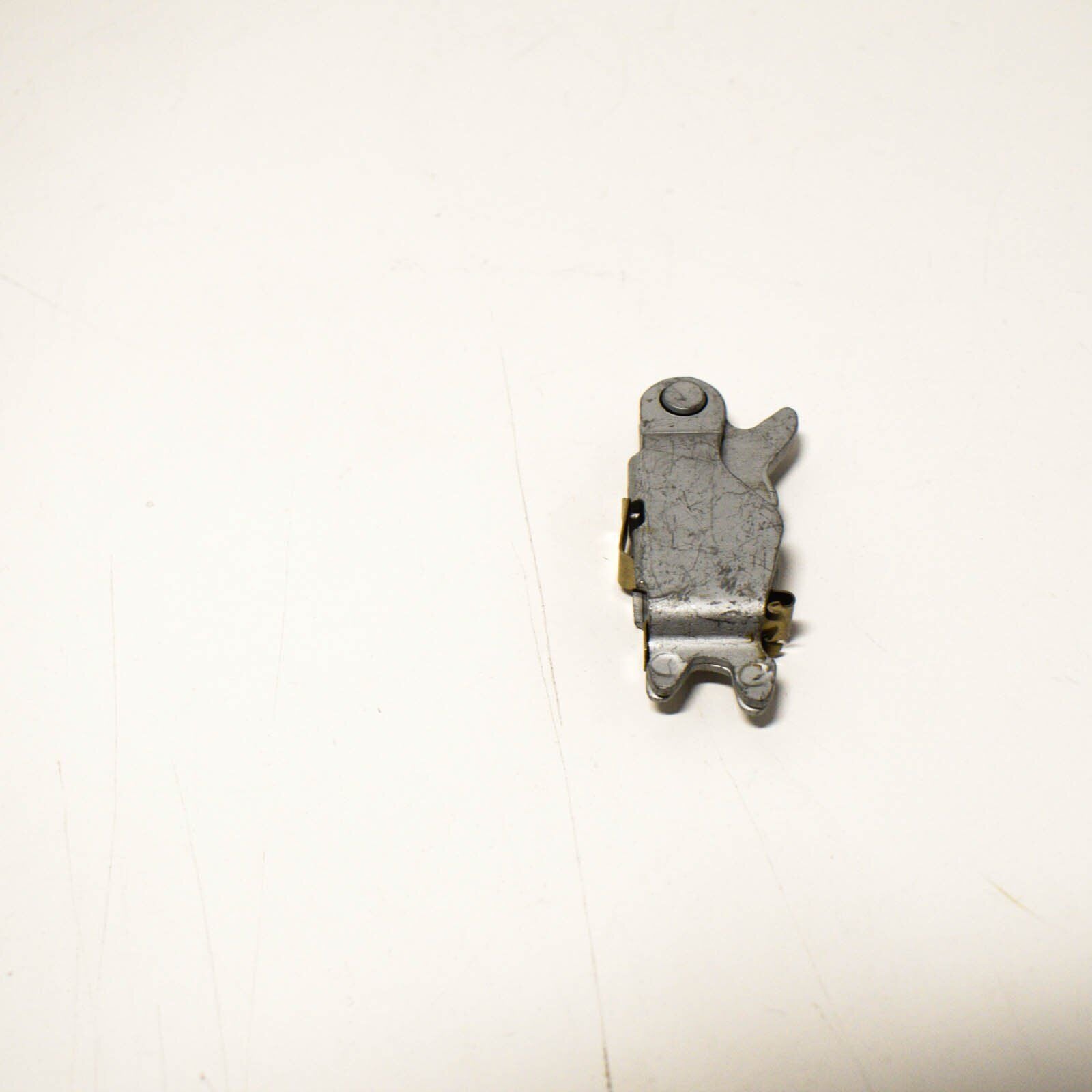 NEW MERCEDES-BENZ S W221 REAR BRAKE EXPANDING LOCK SHACKLE A2214200189 ORIGINAL