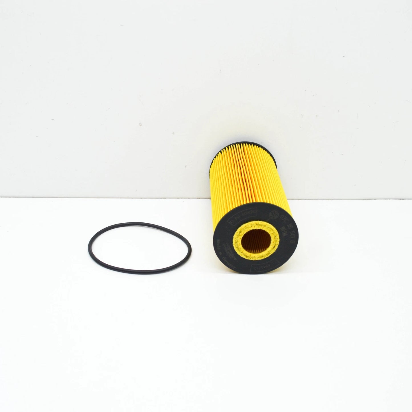 NEW VOLKSWAGEN PHAETON 3D ENGINE OIL FILTER 07C115562E