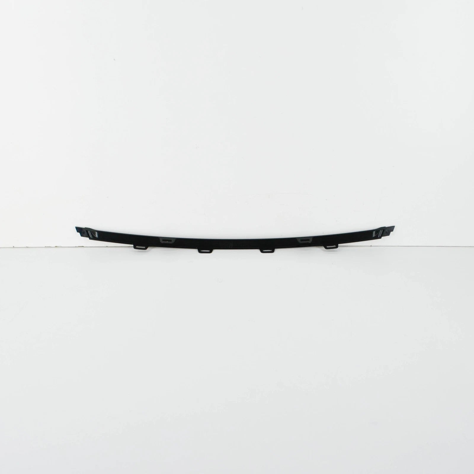 NEW BMW 3 F30 FRONT BUMPER CENTER FINISHER ROD 51117396831 7396831 2016 ORIGINAL