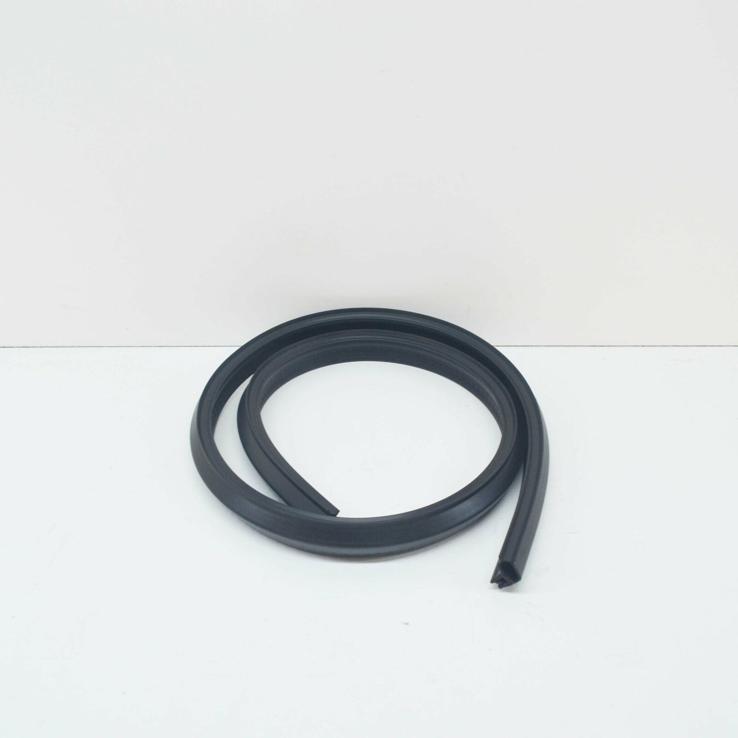 NEW MERCEDES-BENZ SL R129 ENGINE COMPARTMENT SEAL A1296280698 ORIGINAL