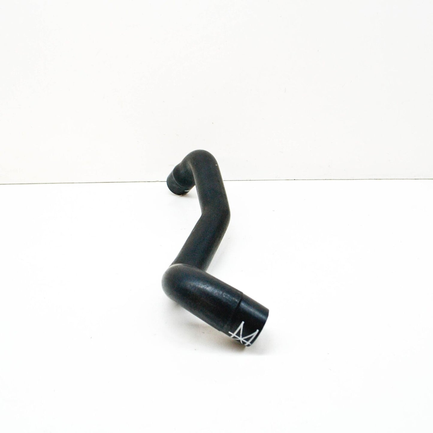NEW VOLKSWAGEN AMAROK RIGHT WATER COOLING RADIATOR HOSE 2H6121051B ORIGINAL