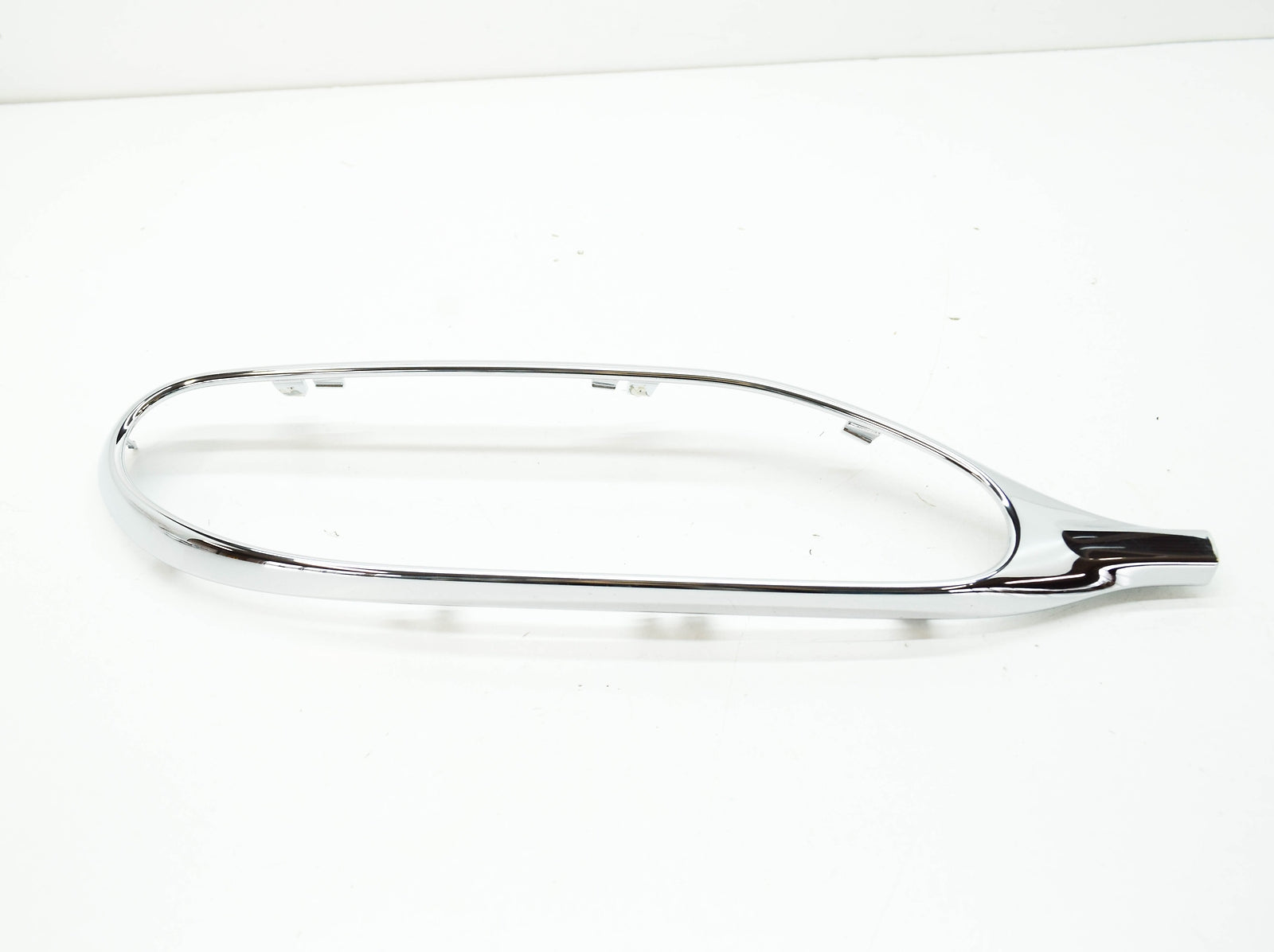 NEW MERCEDES-BENZ S W222 REAR BUMPER LOWER RIGHT TRIM A2228853000 ORIGINAL