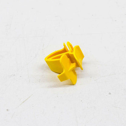 NEW MERCEDES-BENZ A W177 FRONT WINDSHIELD MOLDING CLIP A177991019864 ORIGINAL