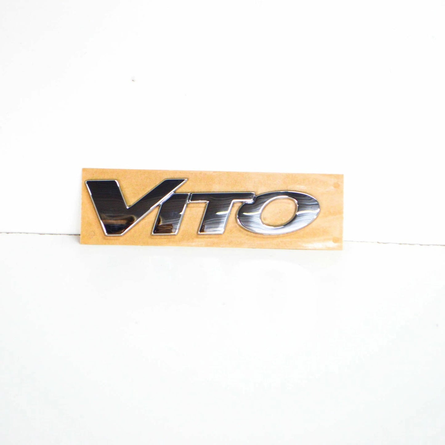 NEW MERCEDES-BENZ VITO W639 REAR EMBLEM BADGE A6398171314