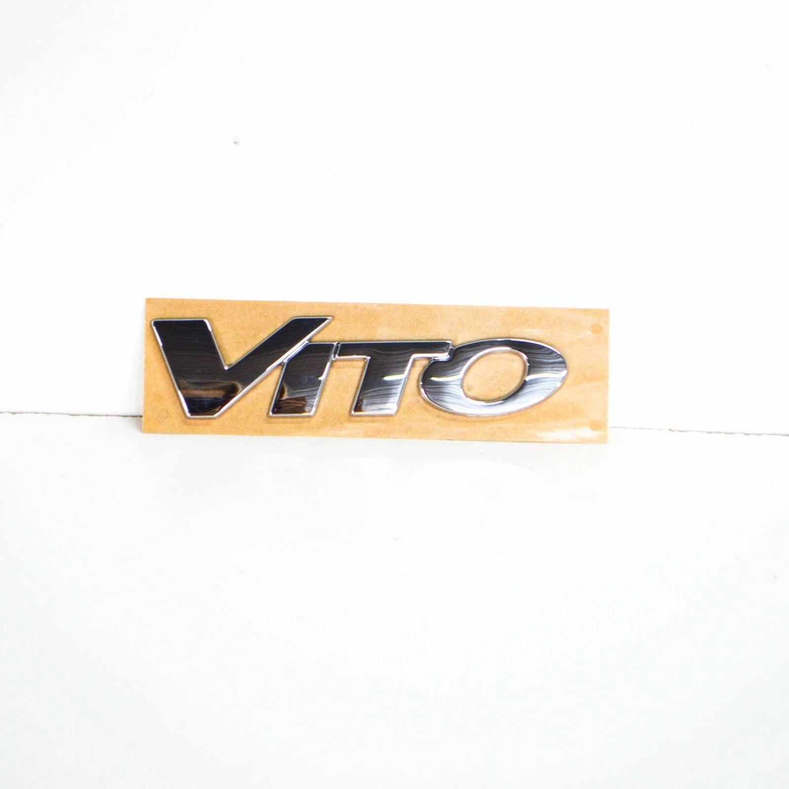 NEW MERCEDES-BENZ VITO W639 REAR EMBLEM BADGE A6398171314