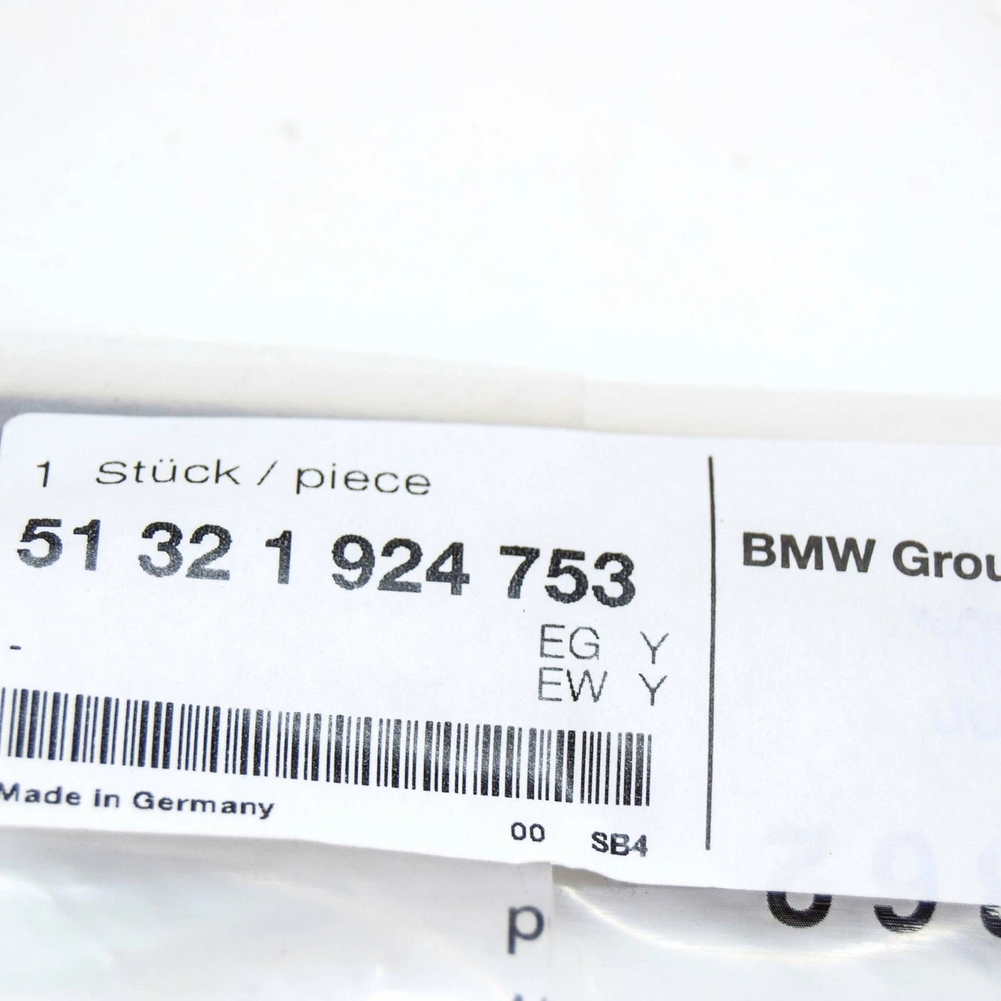 NEW BMW 3 CONVERTIBLE E30 FRONT LEFT DOOR WEATHER STRIP 51321924753 ORIGINAL