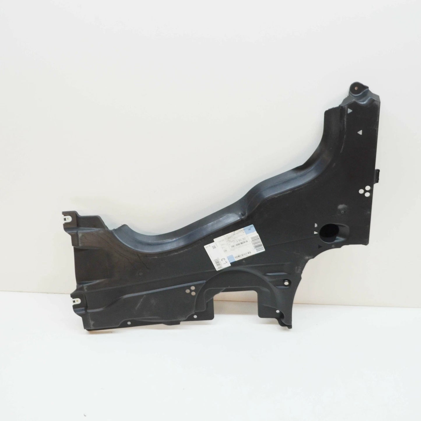 NEW BMW 7 G11 REAR RIGHT UNDERBODY TANK UNDERSHIELD 51758491262 8491262 ORIGINAL