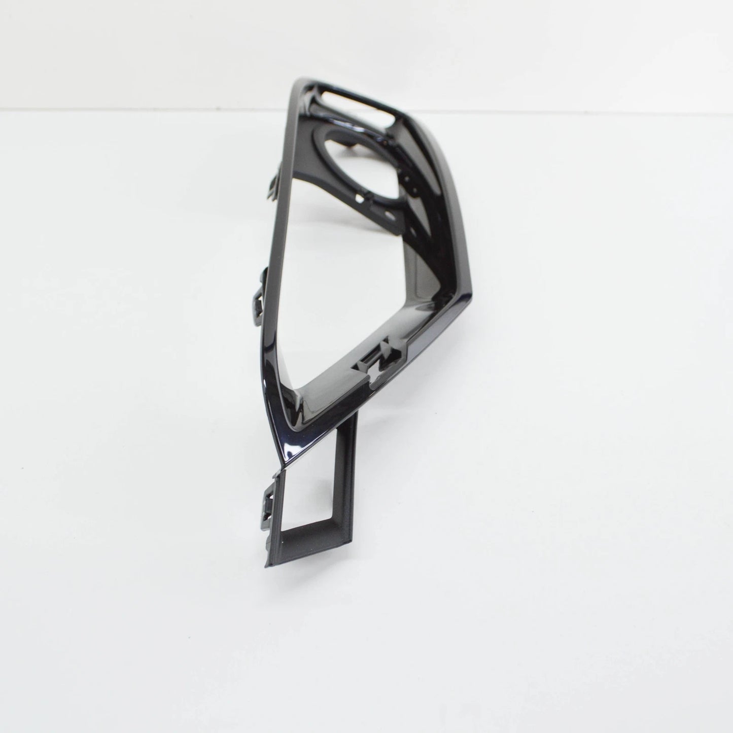 NEW BMW 3 F30 RIGHT FOG LIGHT LOWER GRILLE 51117279702 7279702 2014 ORIGINAL