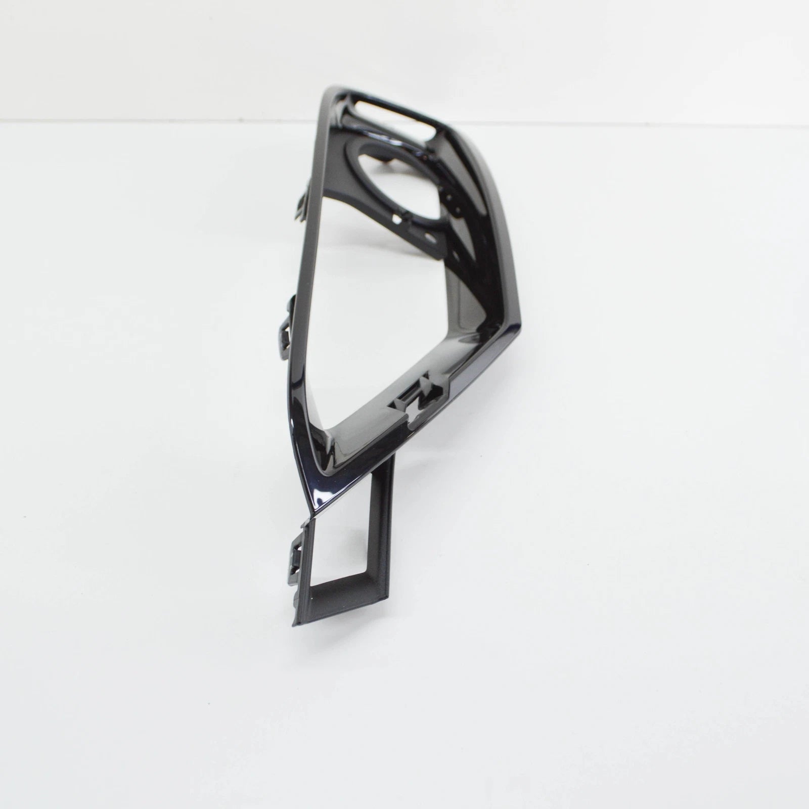 NEW BMW 3 F30 RIGHT FOG LIGHT LOWER GRILLE 51117279702 7279702 2014 ORIGINAL