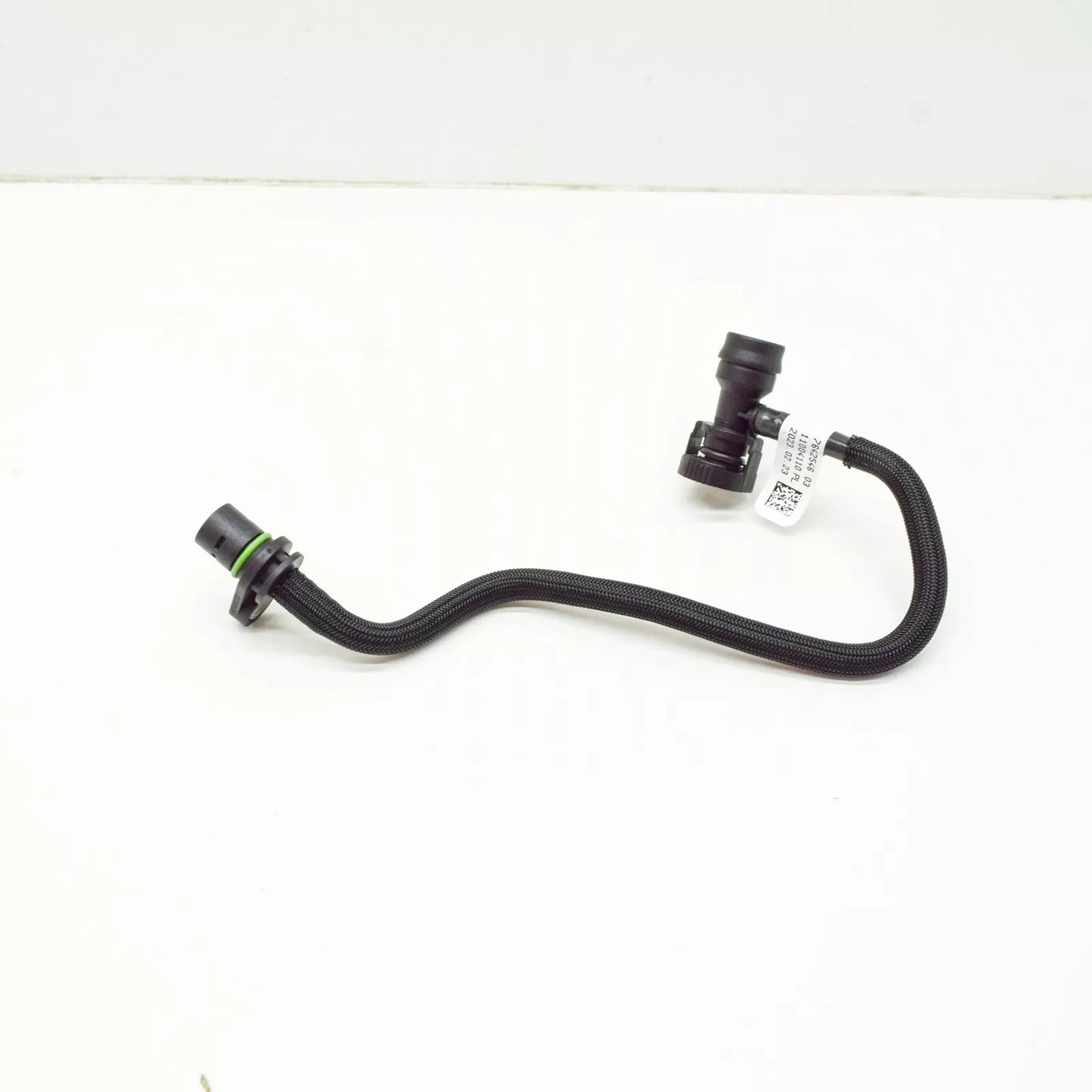 NEW BMW 7 G11 CRANKCASE VENTILATION VENT PIPE 11157642546 7642546 ORIGINAL