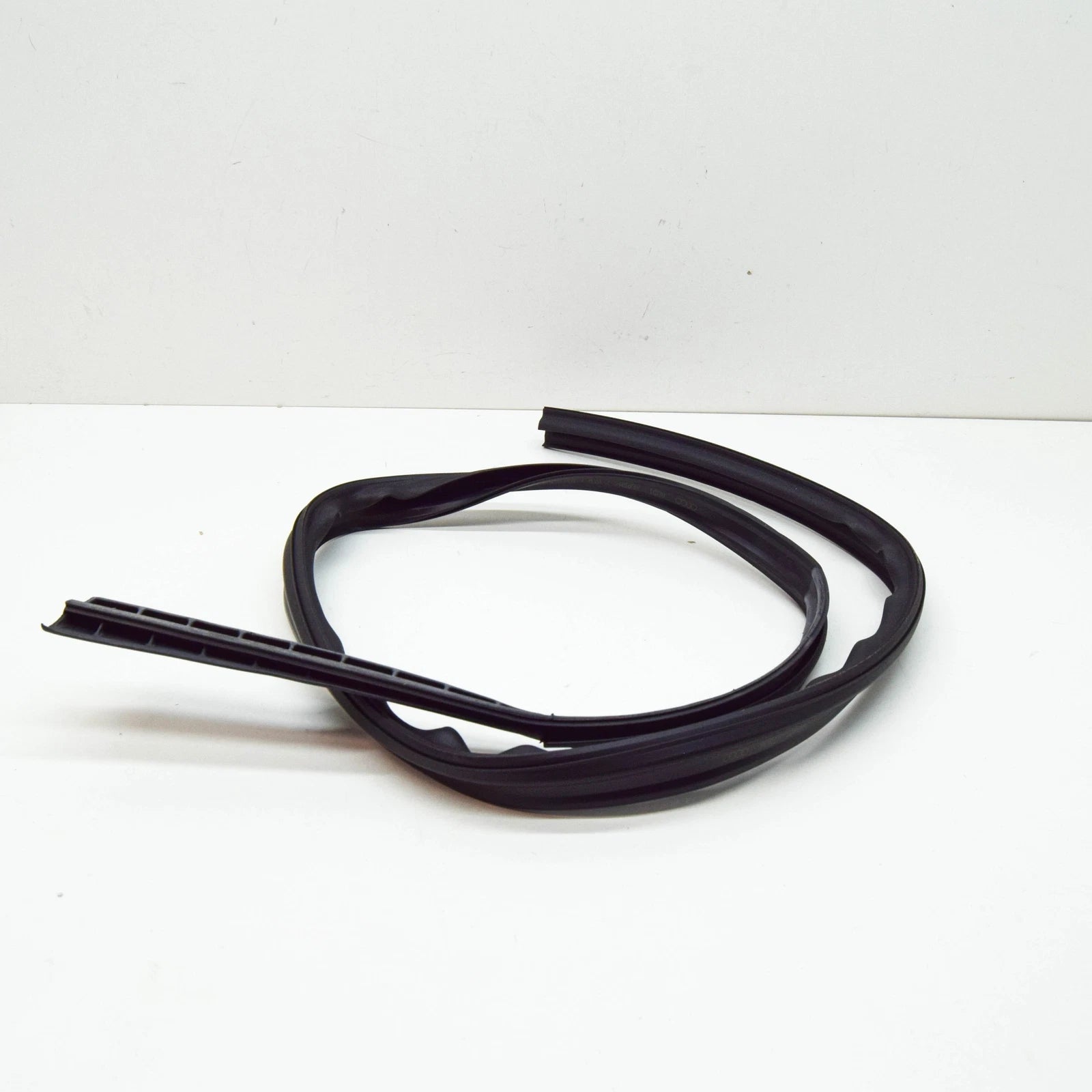 NEW AUDI R8 42 LEFT SIDE ROOF EDGE PROTECTION 420854543B ORIGINAL