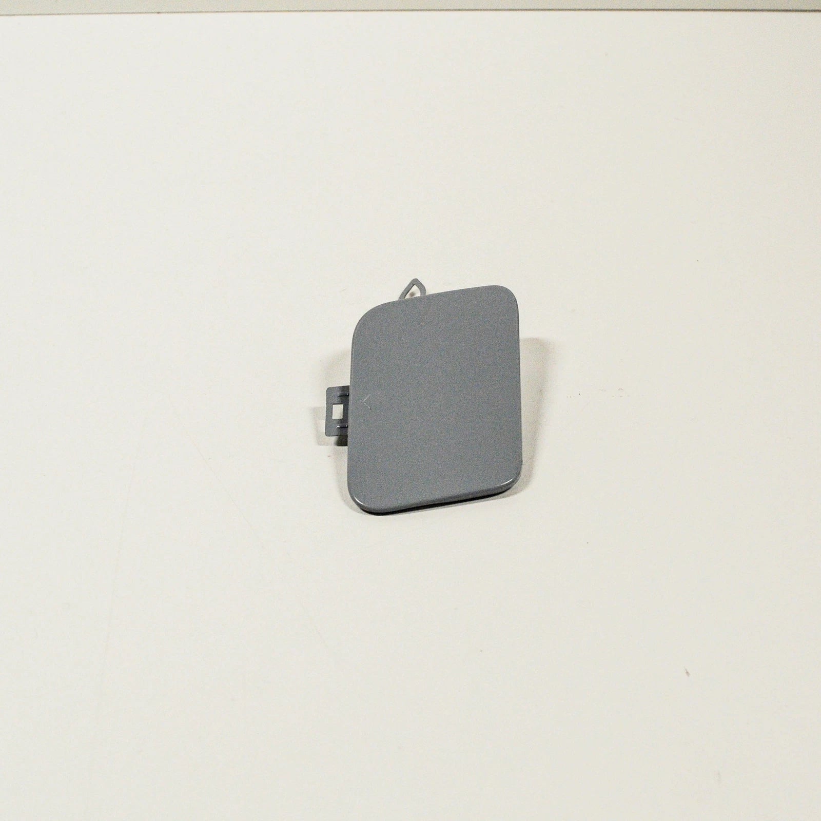 NEW MB CL C216 FRONT BUMPER TOW HOOK EYE CAP COVER A21688509229999 ORIGINAL