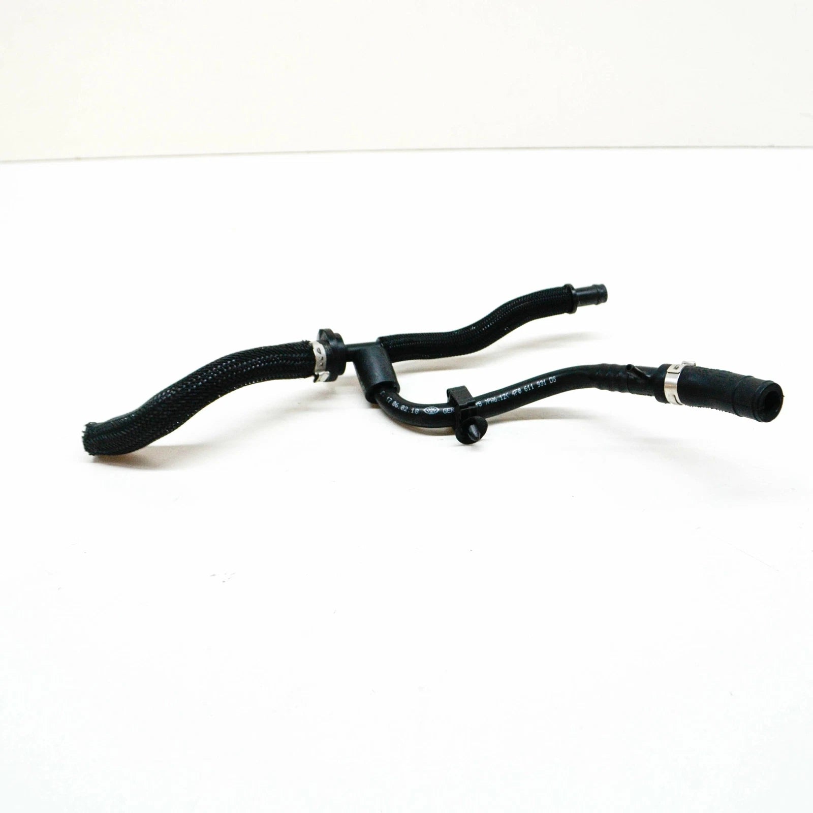 NEW AUDI A6 AVANT 4F C6 VACUUM PIPE LINE HOSE 4F0611931DS