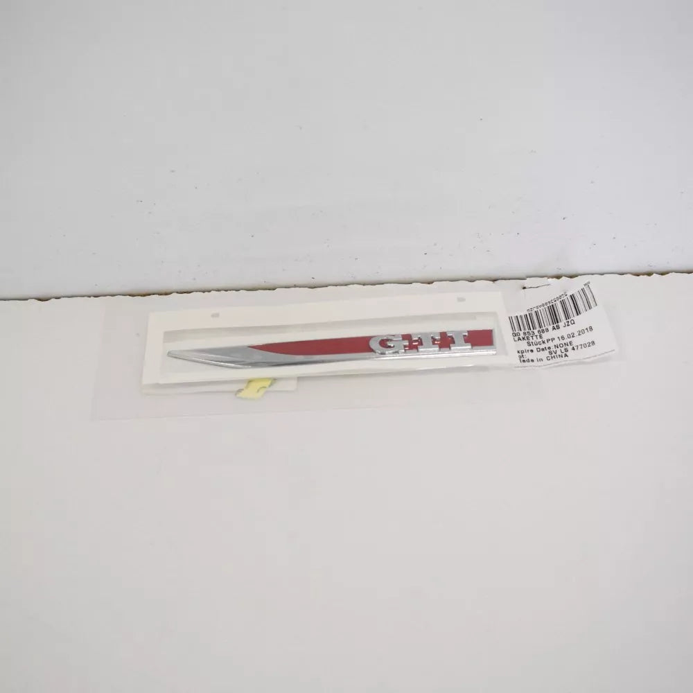 NEW VOLKSWAGEN GOLF MK7 5G LEFT FENDER GTI STICKER LOGO 5G0853688ASJZQ ORIGINAL