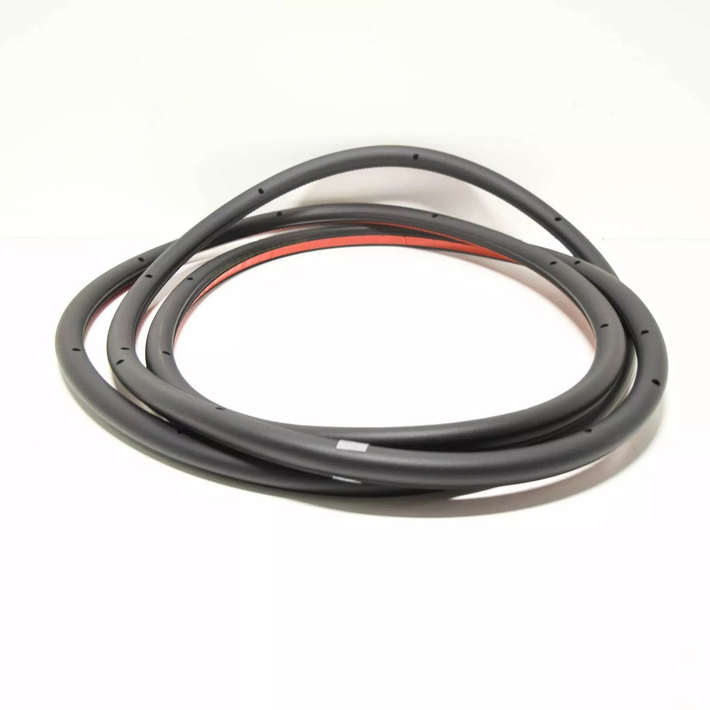 NEW VOLKSWAGEN TIGUAN MK1 FRONT RIGHT DOOR SEAL LOWER 5N0837702A5AP