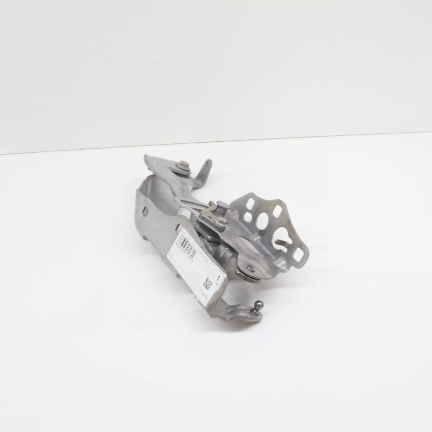 NEW MB C-CLASS W205 FRONT LEFT BONNET HOOD HINGE A2058800828