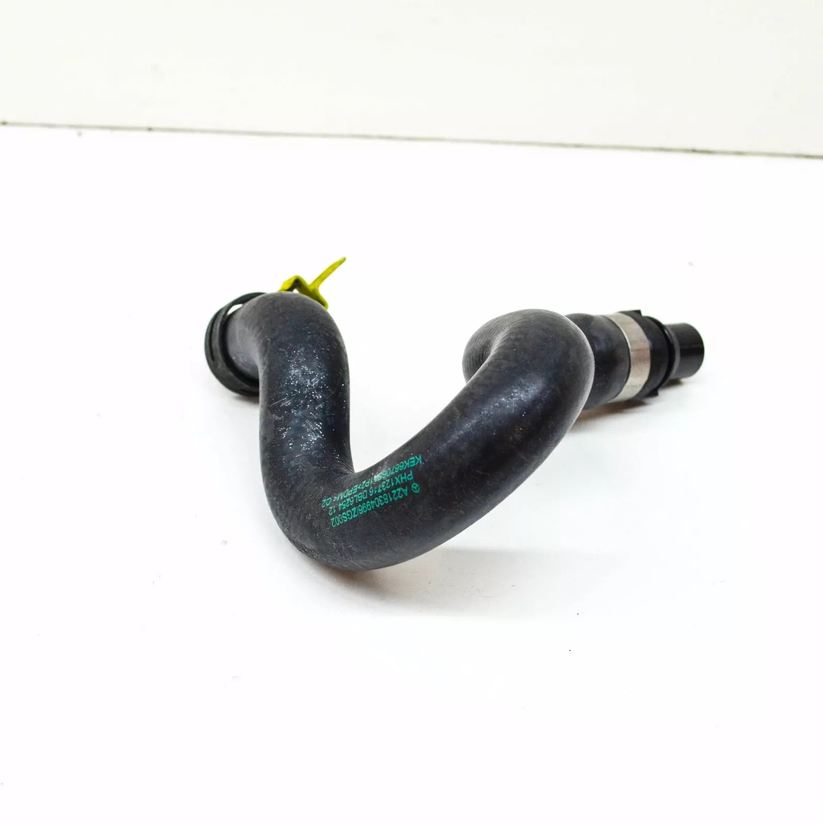 NEW MERCEDES-BENZ S COUPE C216 ENGINE COOLANT HOSE PIPE A2218304996 ORIGINAL