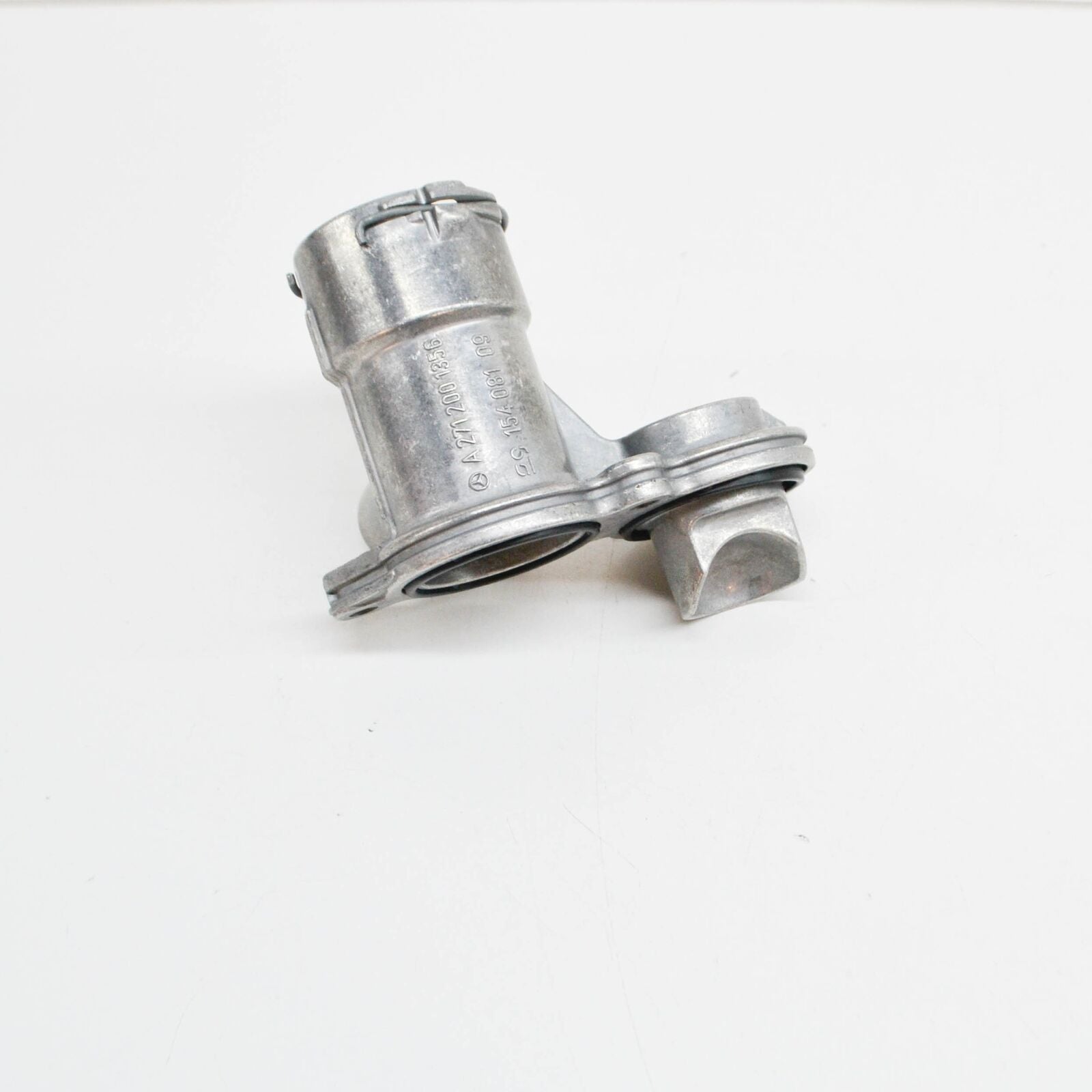 NEW MB SPRINTER W906 CYLINDER CRANKCASE RIGHT FITTING A2712001356 ORIGINAL