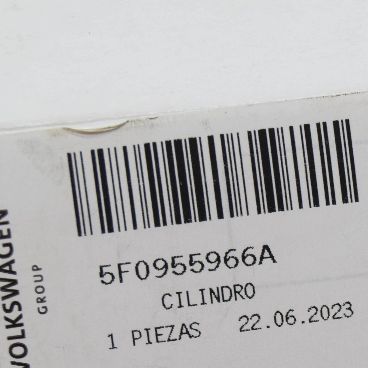 NEW SEAT LEON SC 5F5 RIGHT SIDE HEADLIGHT WASHER 5F0955966A ORIGINAL
