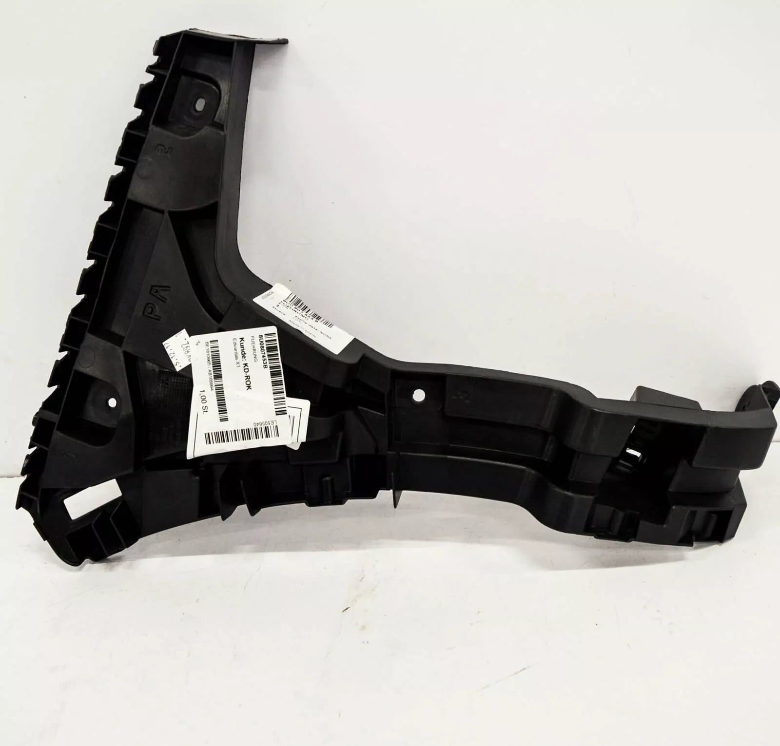 NEW AUDI Q3 8U REAR BUMPER LEFT SIDE BRACKET 8U0807453B ORIGINAL