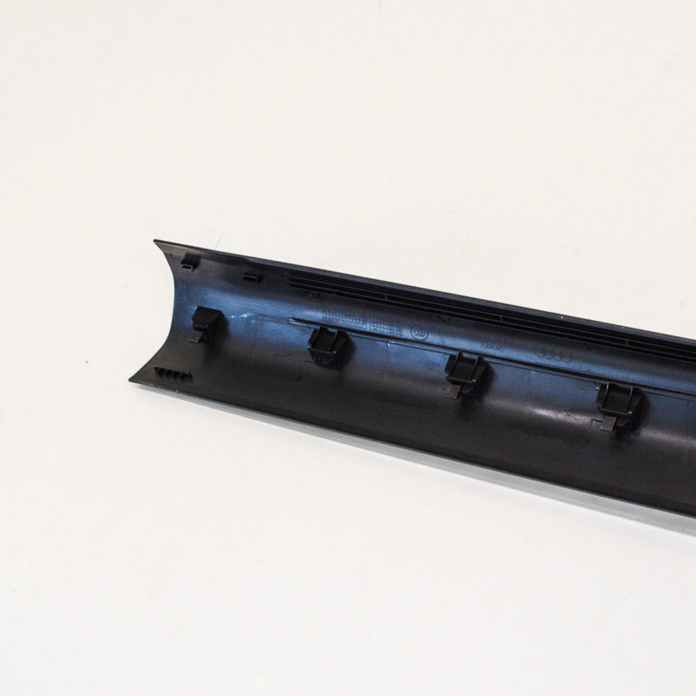 NEW AUDI A4 8W B9 DOORSTEP COVER RIGHT SIDE 8W7853905A4PK 2018