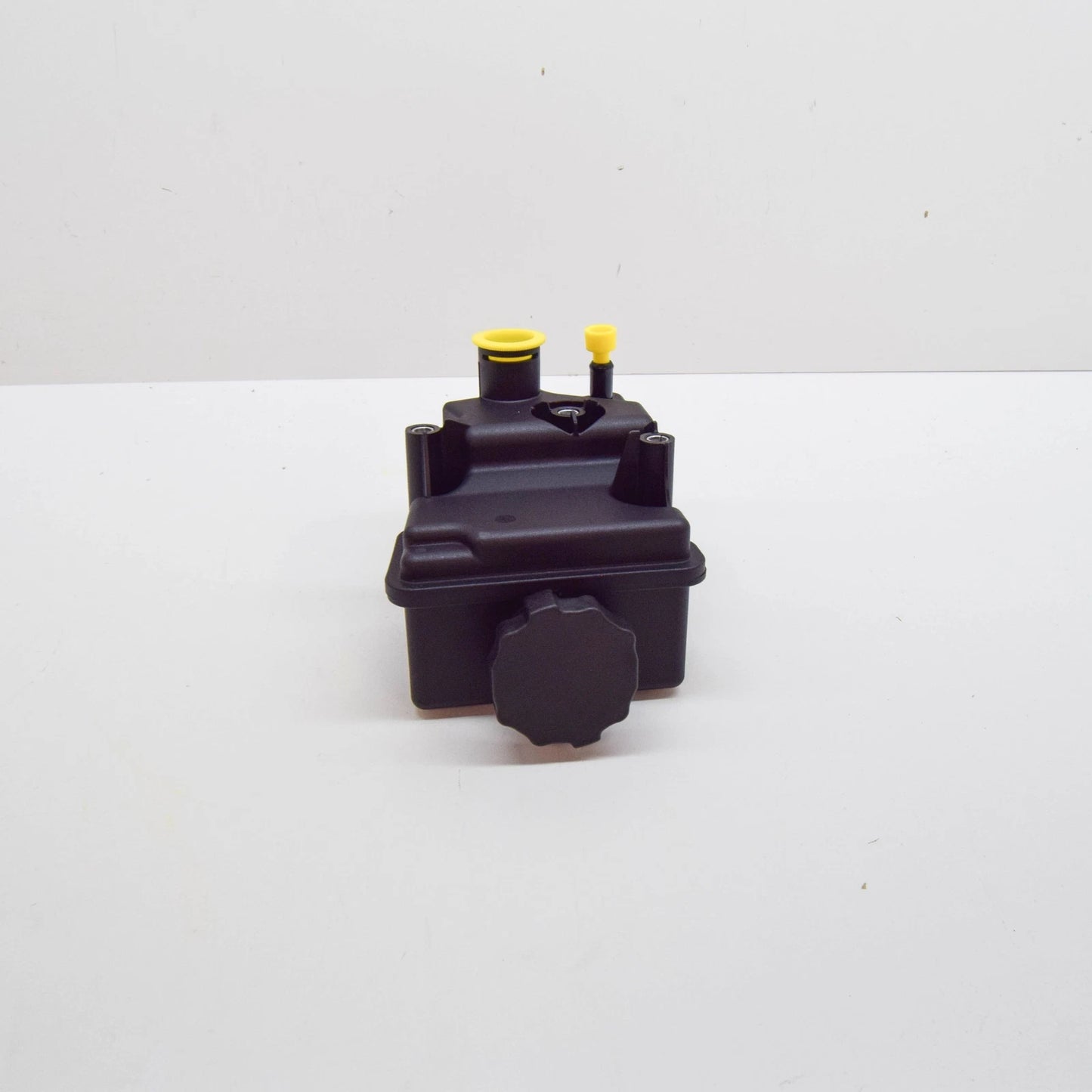 NEW MERCEDES-BENZ VITO W639 POWER STEERING TANK A0004602483 ORIGINAL