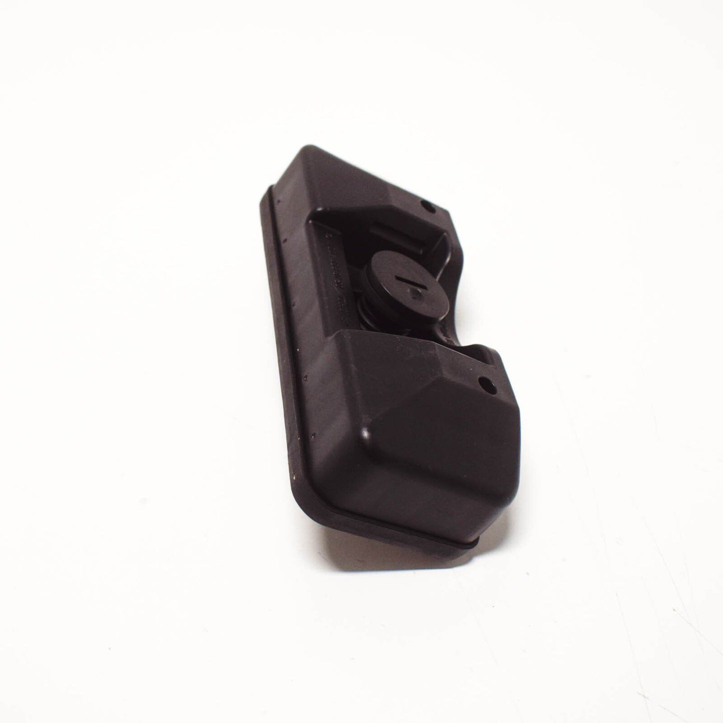 NEW MERCEDES-BENZ CLA C117 JACK PAD PLUG COVER A0029989150 ORIGINAL