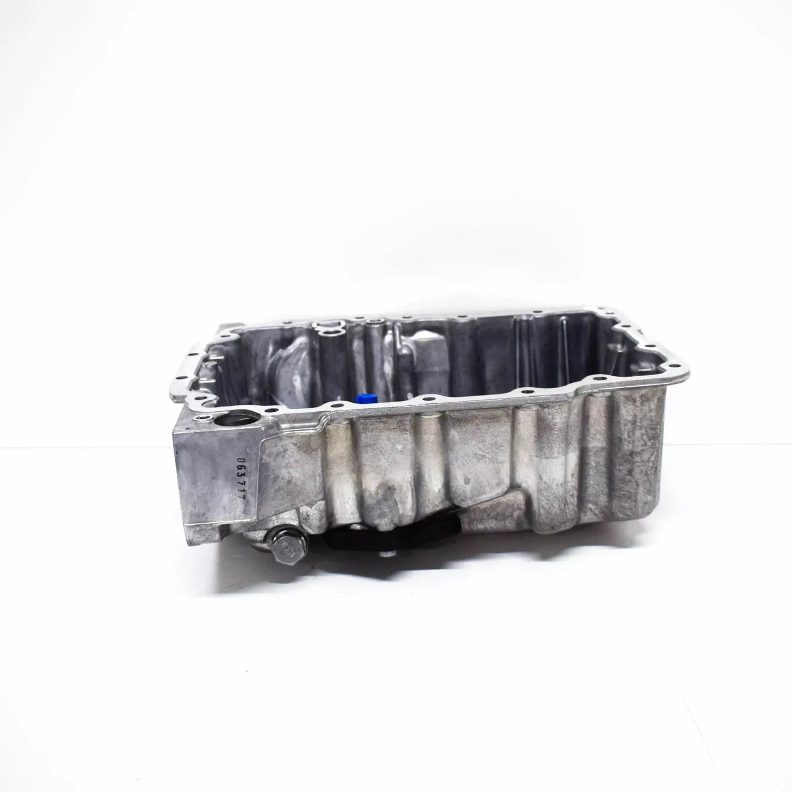 NEW AUDI A3 8V ENGINE OIL PAN 04C103601C ORIGINAL