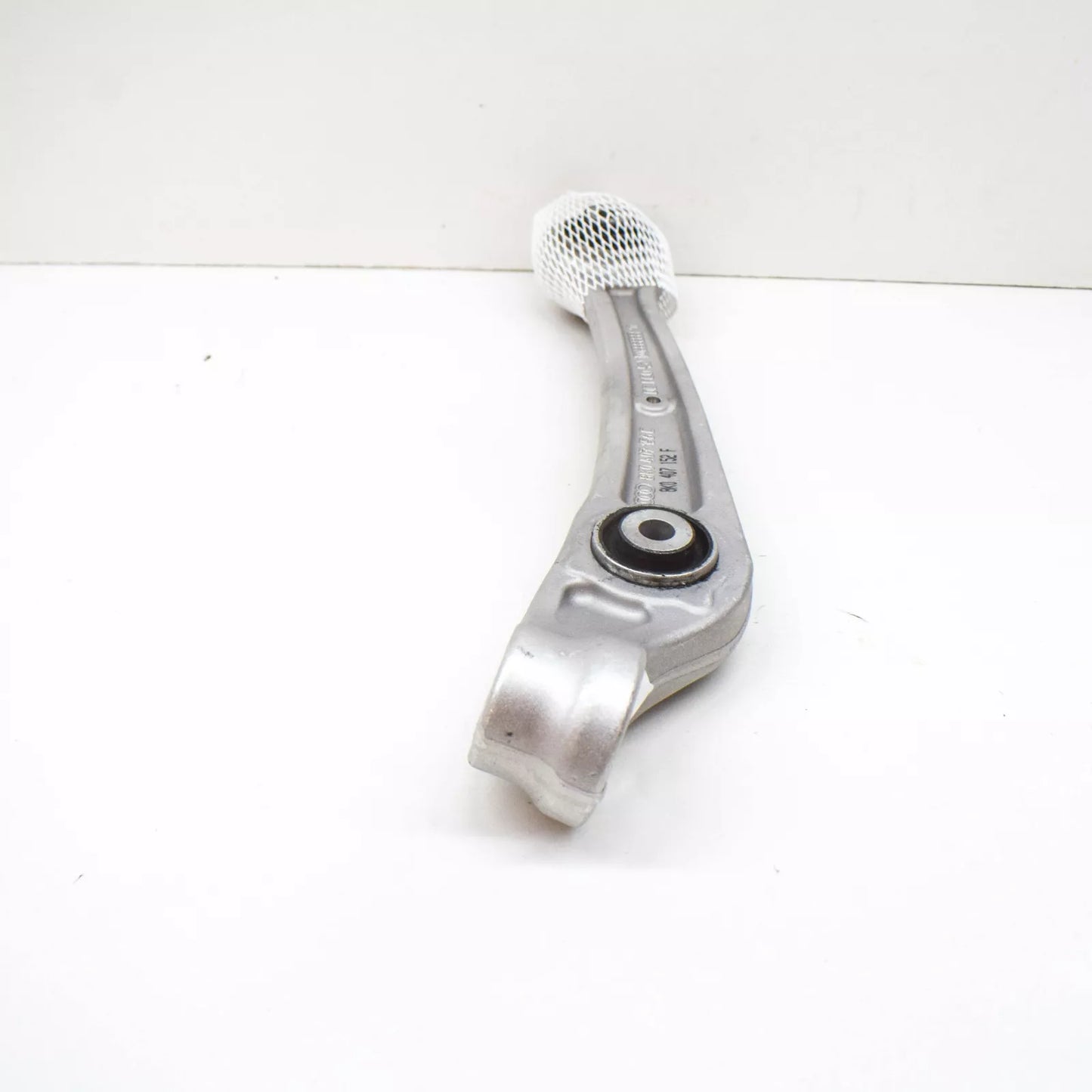 NEW AUDI A4 B8 FRONT RIGHT FRONT WISHBONE LINK 8K0407152F ORIGINAL