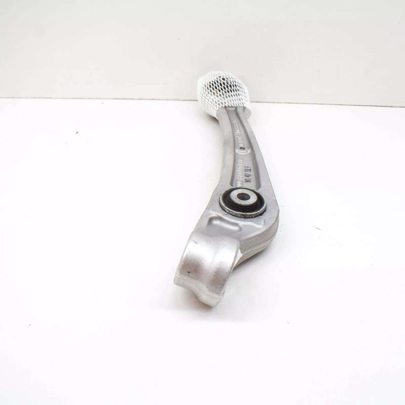 NEW AUDI A4 B8 FRONT RIGHT FRONT WISHBONE LINK 8K0407152F ORIGINAL