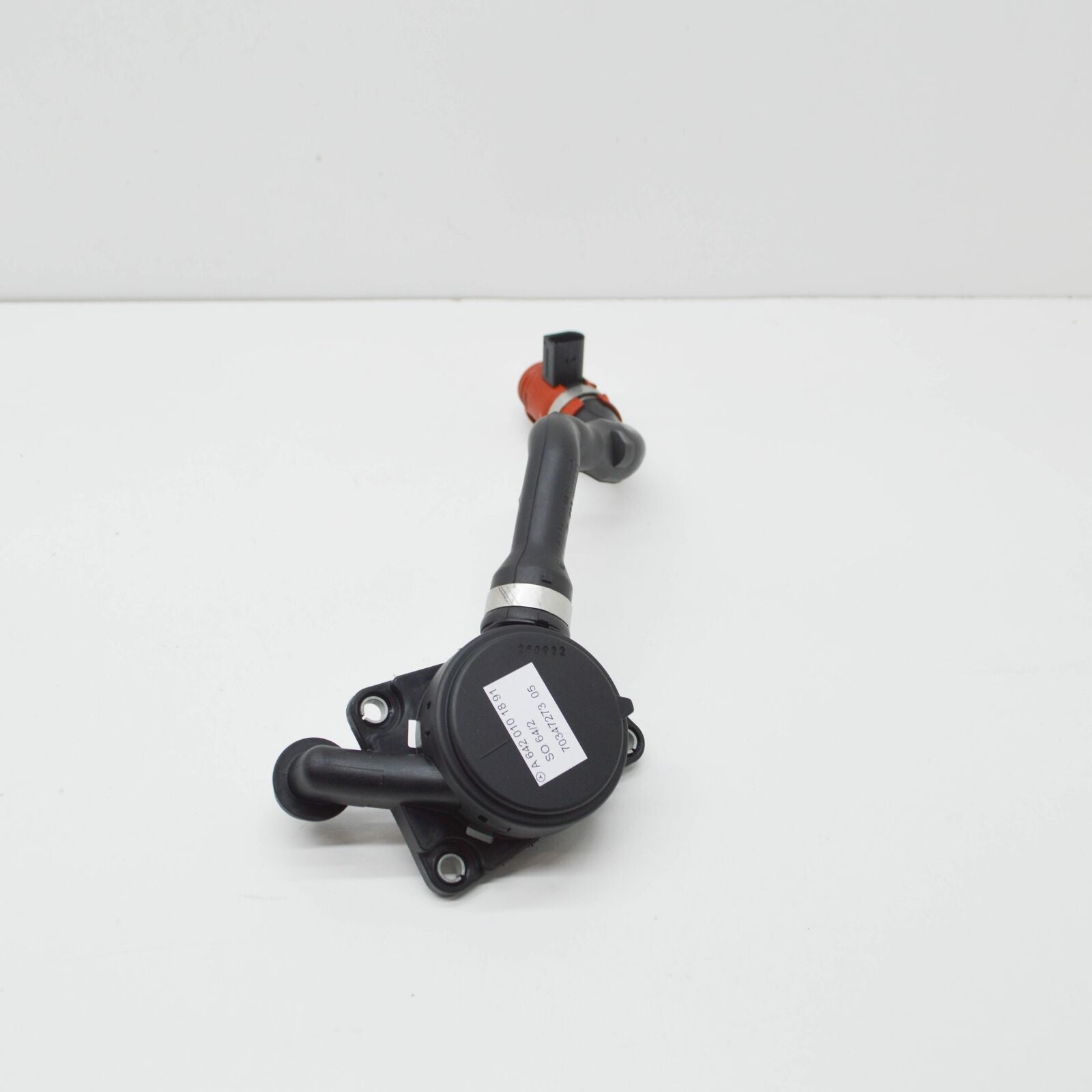 NEW MERCEDES-BENZ S-CLASS W221 BLEEDER VALVE A6420101891 3.0 CDI 2008 ORIGINAL