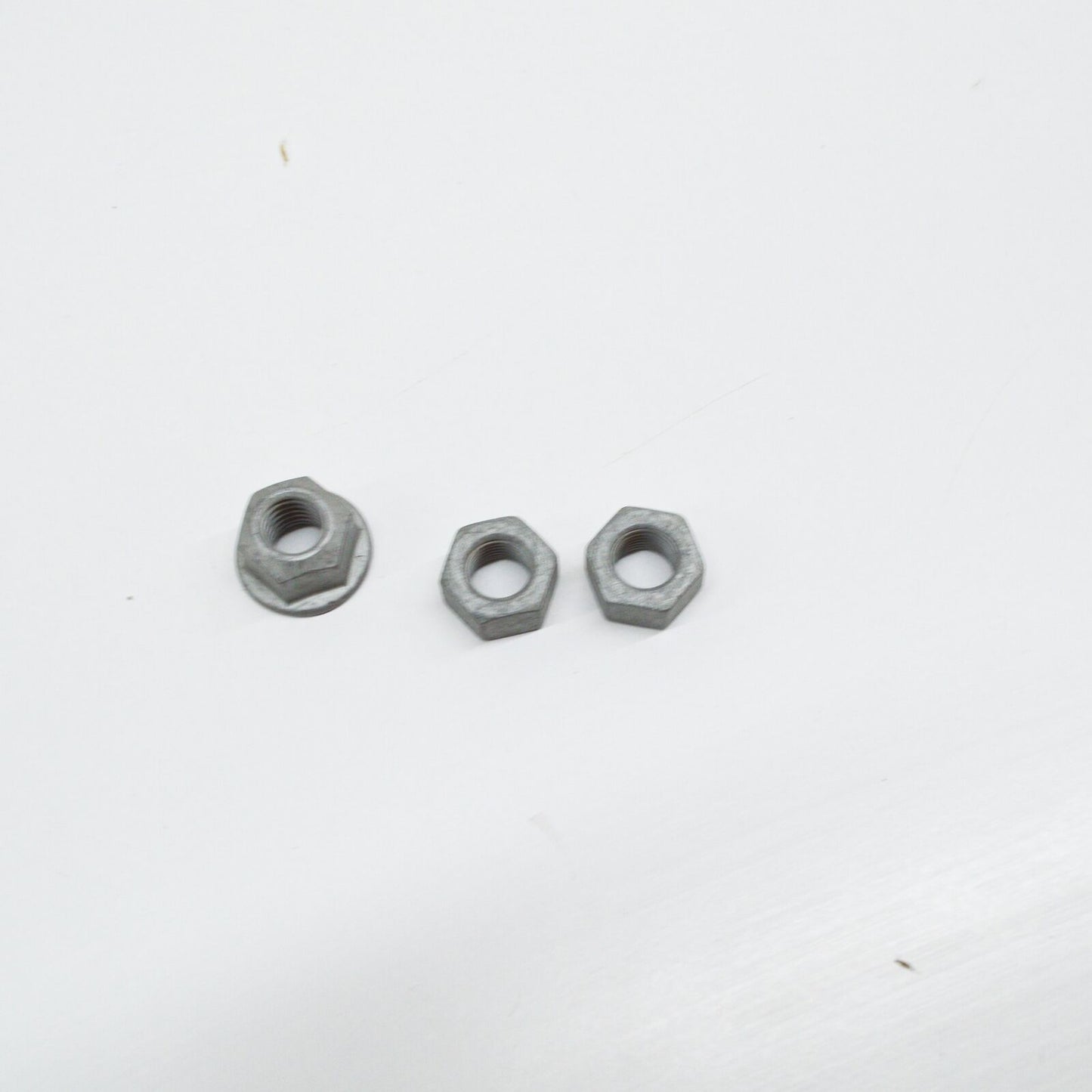 NEW MB E W210 FRONT SHOCK ABSORBER MOUNTING PARTS KIT A2109900399 ORIGINAL