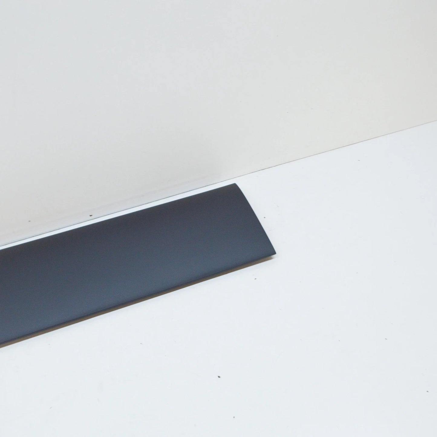 NEW MB SPRINTER W907 REAR RIGHT WHEEL ARCH FRONT STRIP A90769060009K83