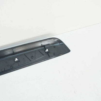 NEW BMW 6 E63 RIGHT DOOR SILL COVER 51477898230 7898230 ORIGINAL