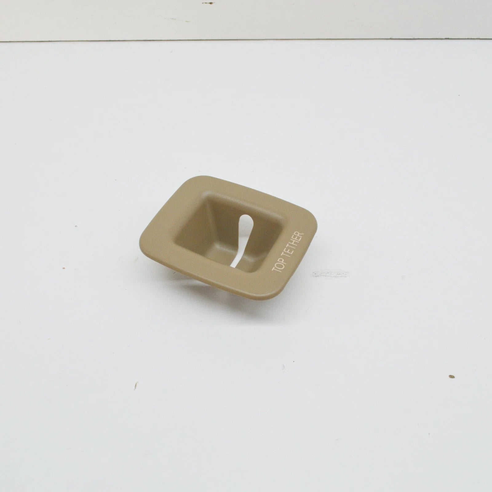 NEW MERCEDES BENZ GL X166 REAR SEAT PANEL BACKREST CAP A1668680639 8N84 ORIGINAL