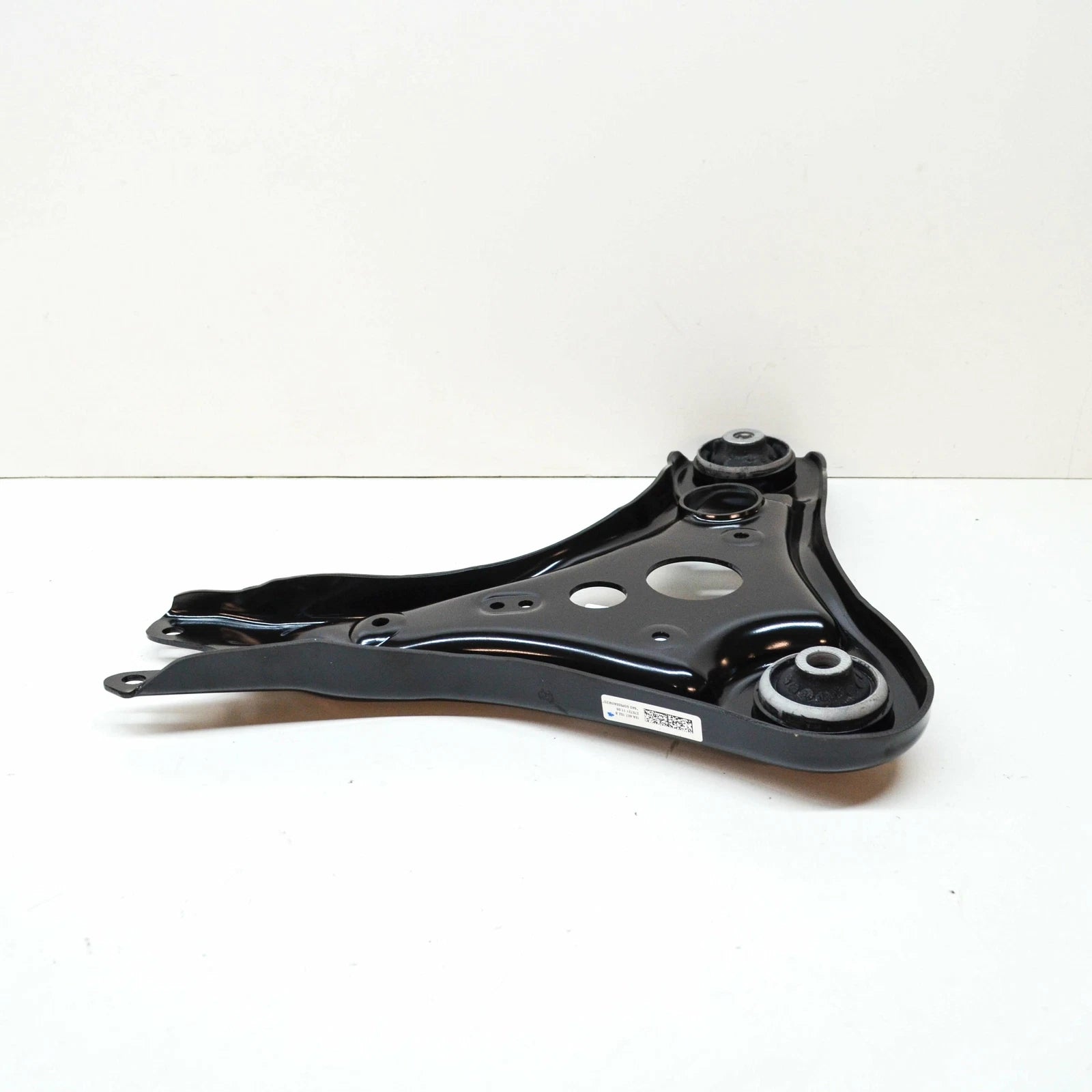 NEW VOLKSWAGEN ID.3 FRONT RIGHT LOWER WISHBONE CONTROL ARM 1EA407152B ORIGINAL