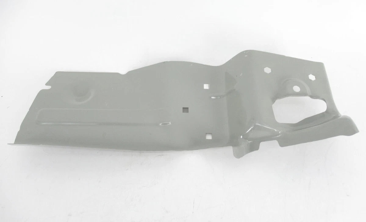 NEW VOLKSWAGEN JETTA A6 REAR LEFT TAIL LIGHT MOUNTING 5C6810689 ORIGINAL