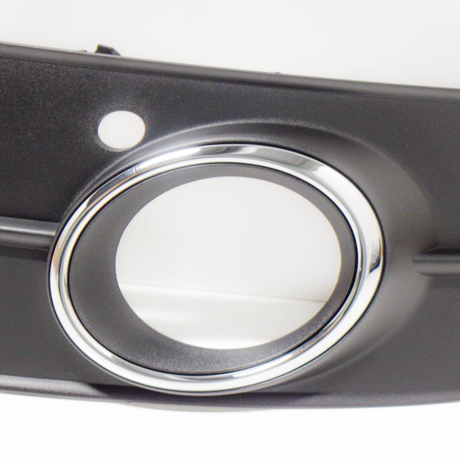 NEW AUDI A6 C6 RIGHT FOG LIGHT GRILLE 4F0807682Q01C 2010 ORIGINAL