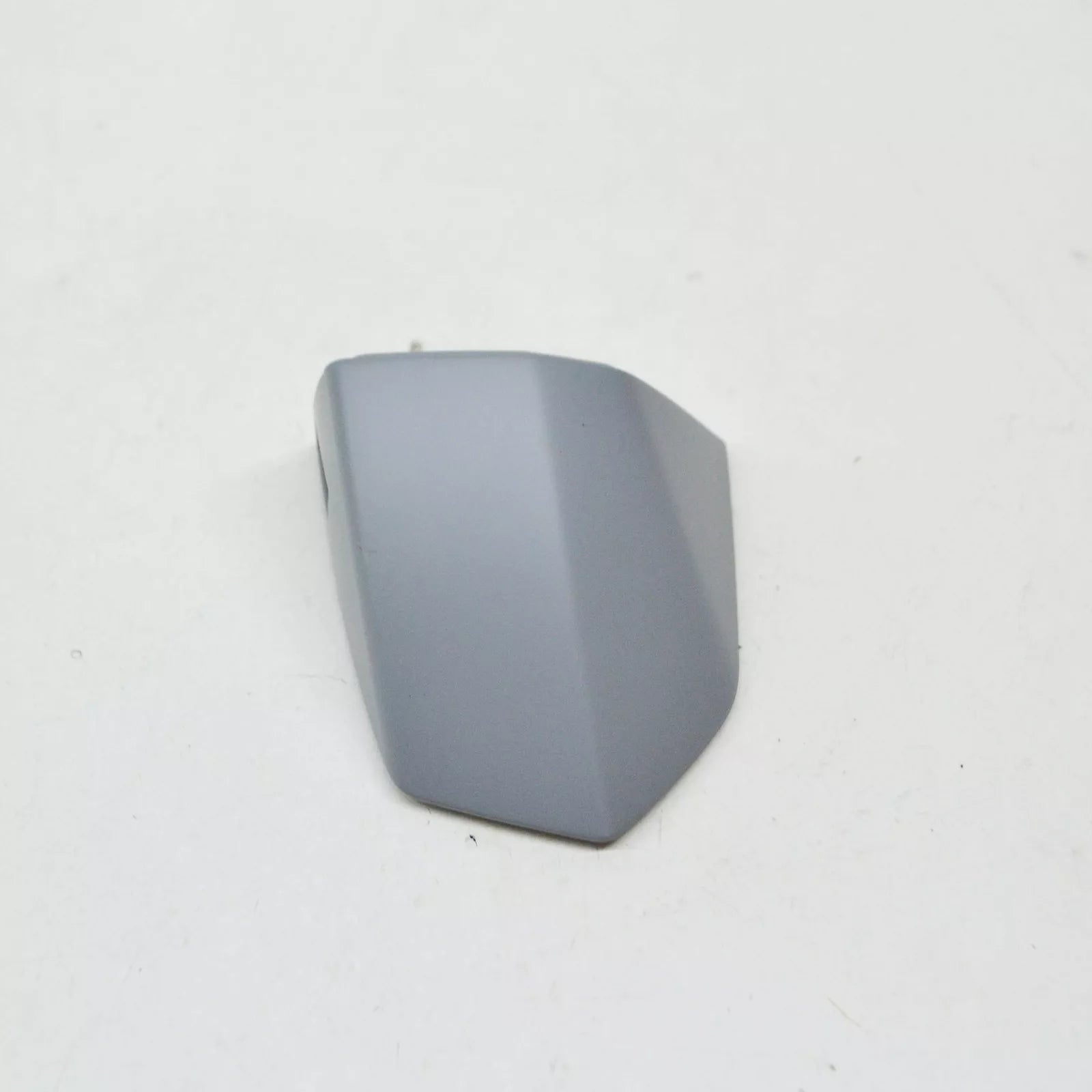 NEW AUDI E-TRON REAR LEFT DOOR HANDLE CAP 4M8837879GRU ORIGINAL