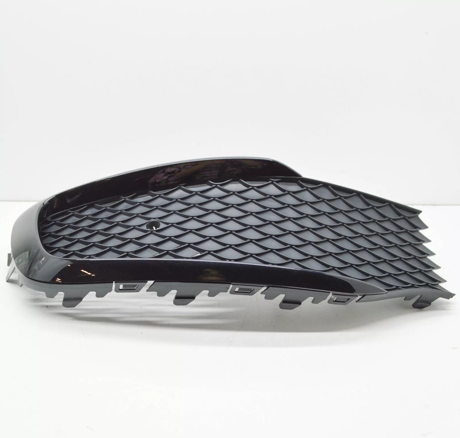 NEW MB VITO TOURER W447 FRONT BUMPER LEFT GRILLE A44788024019197 ORIGINAL