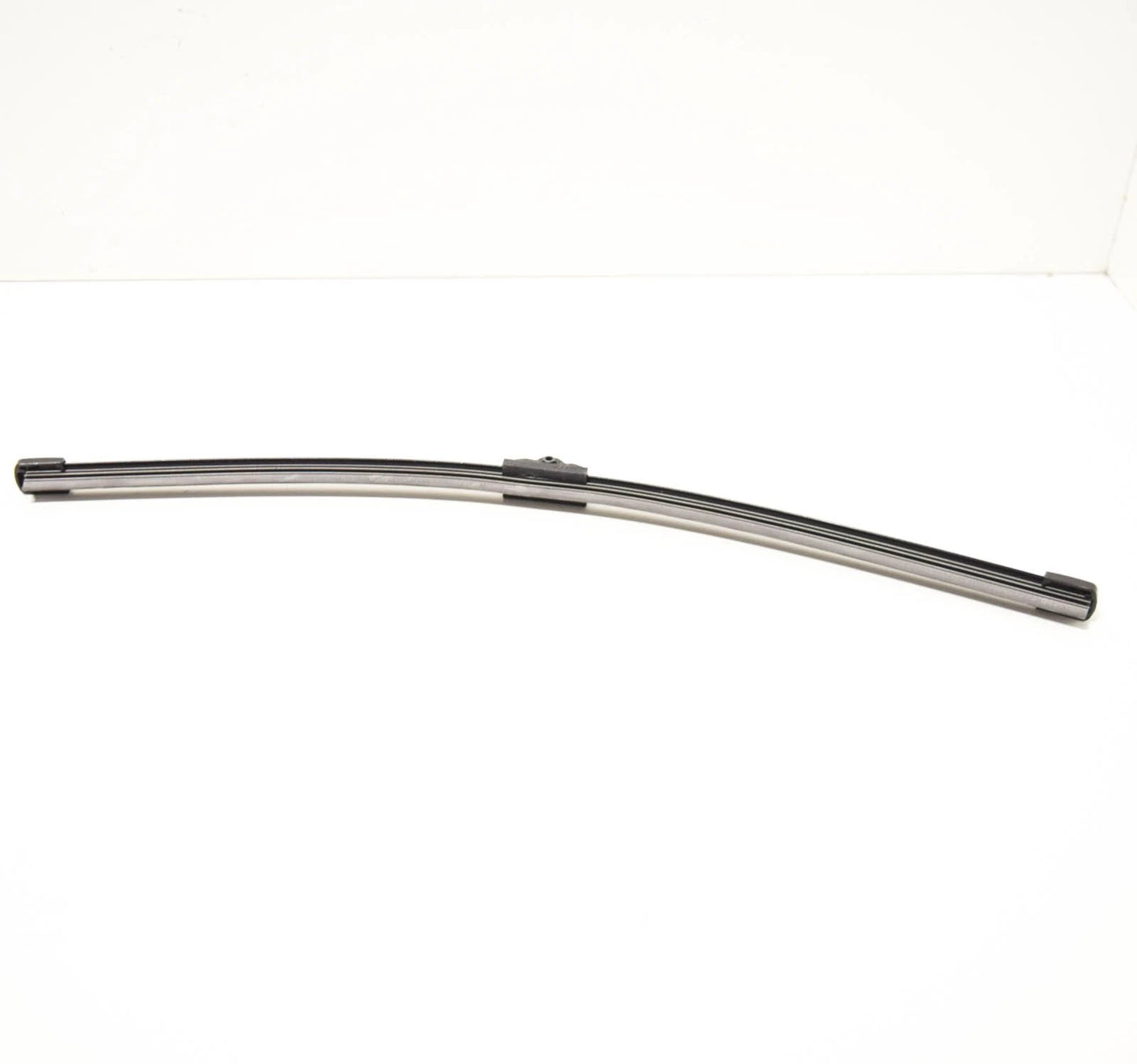 NEW AUDI A3 SPORTBACK 8VA REAR WIPER BLADE 8V3955425 ORIGINAL