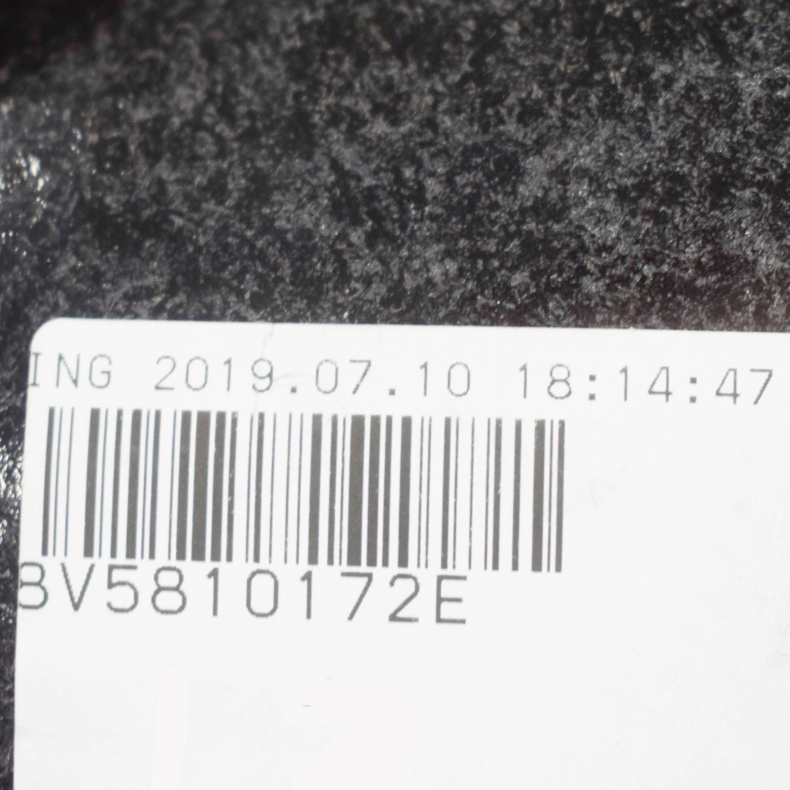 NEW AUDI A3 8V REAR RIGHT WHEEL MUD SPLASH GUARD 8V5810172E ORIGINAL